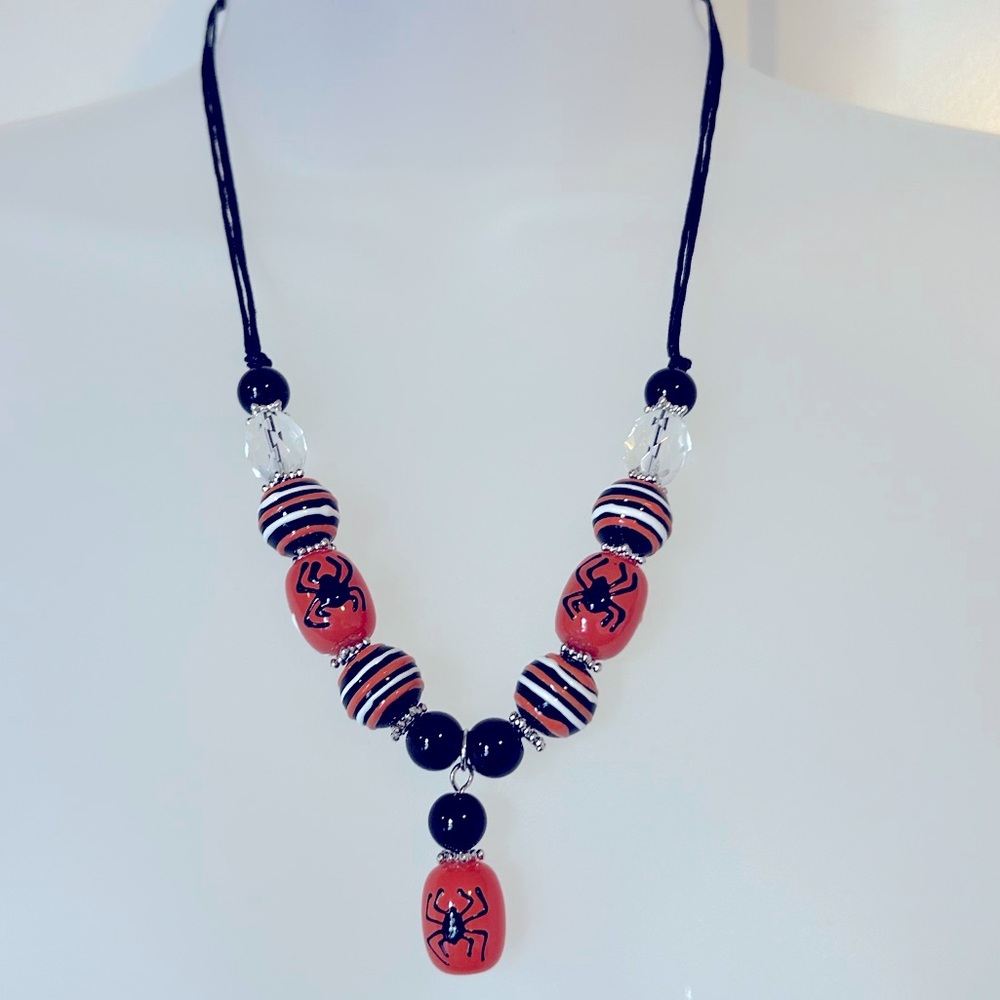 Halloween bead necklace - Picture 2 of 5